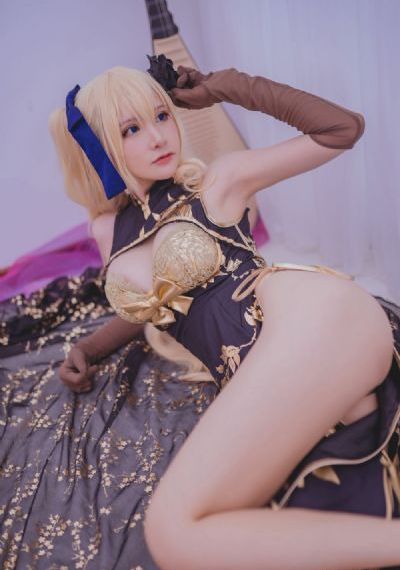 美味世子三姐妹